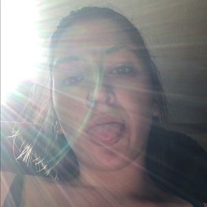 Meet your Posher, Hayley